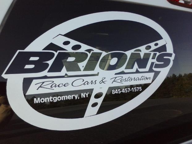 Brion's garage Logo